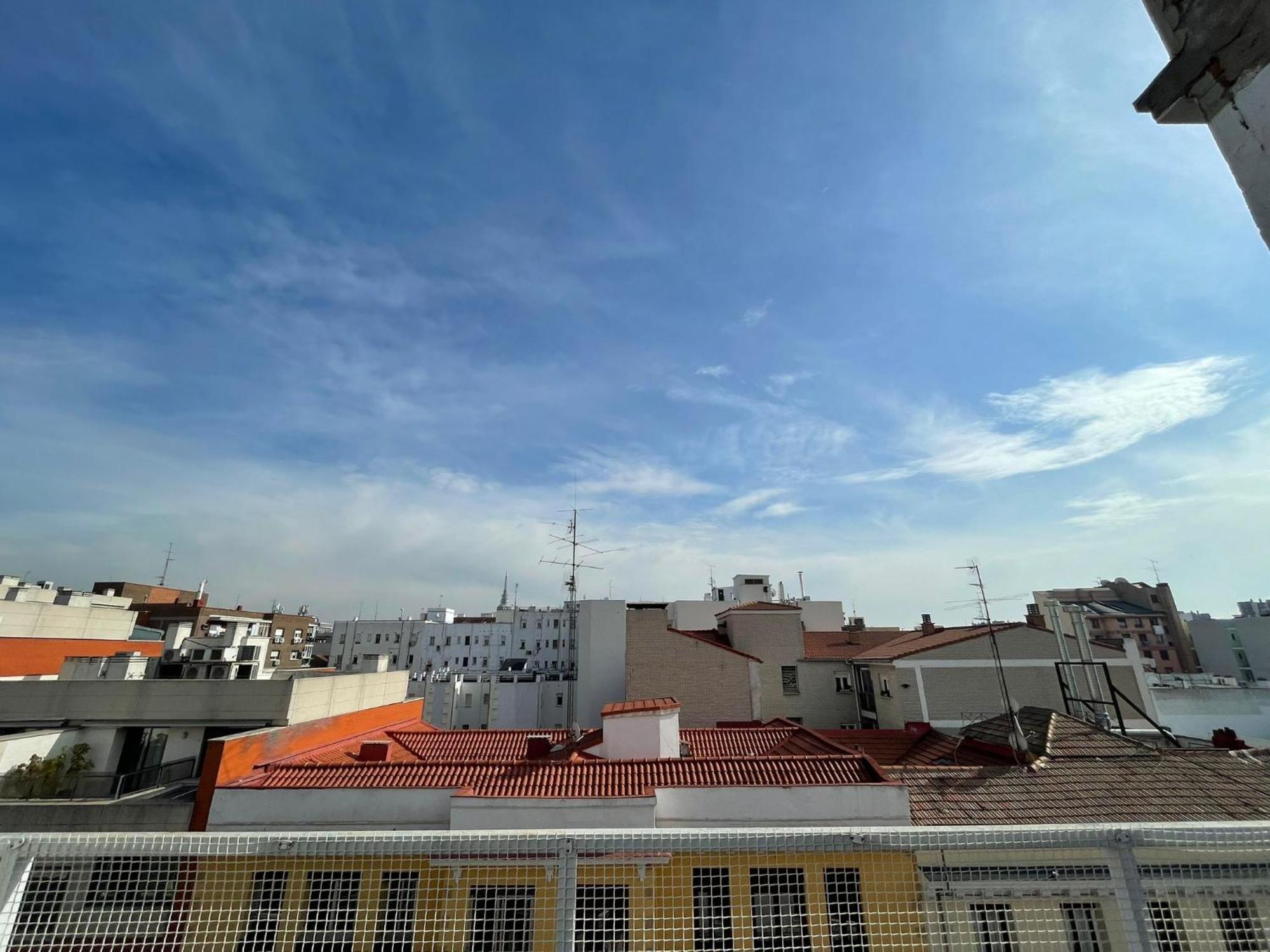 Estudio Con Terraza Ibiza-retiro I Habitación en casa particular *
