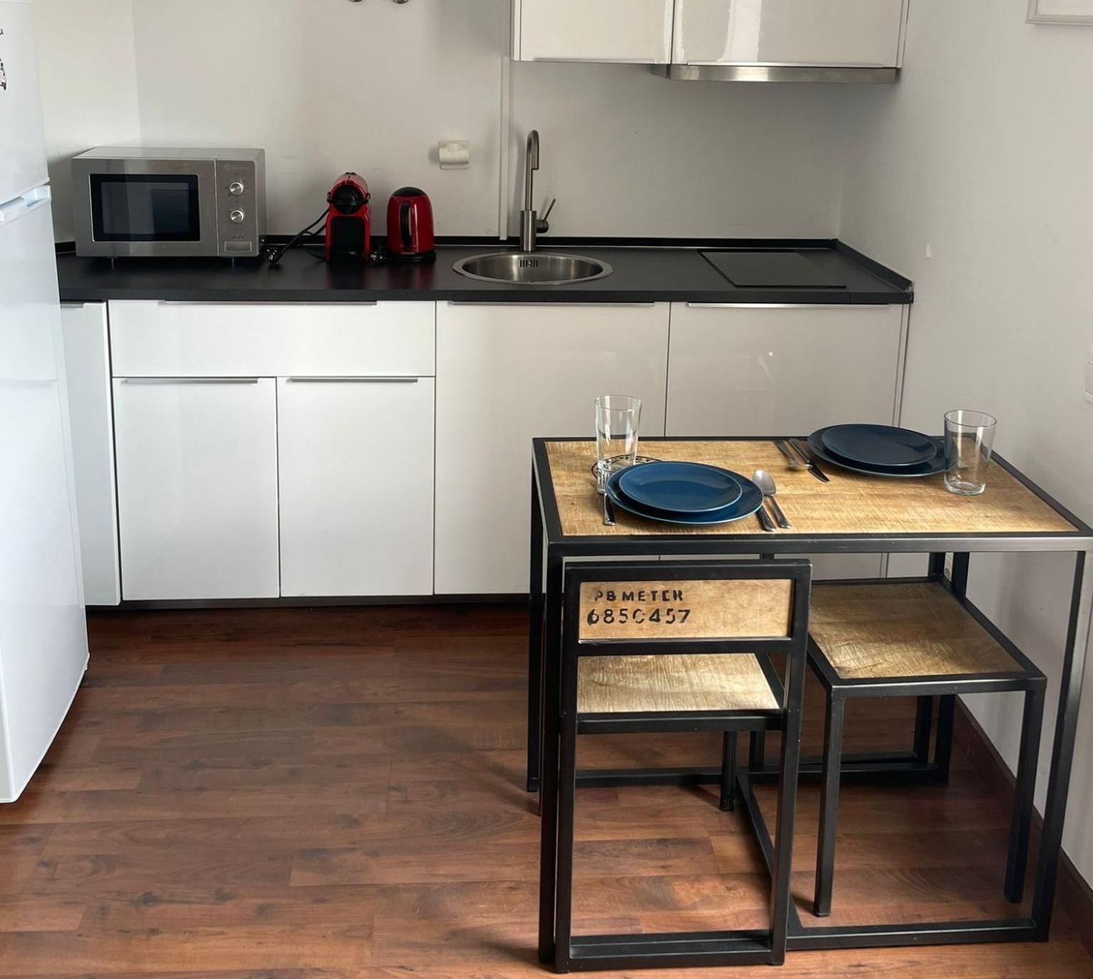 Estudio Con Terraza Ibiza-retiro I Habitación en casa particular Madrid