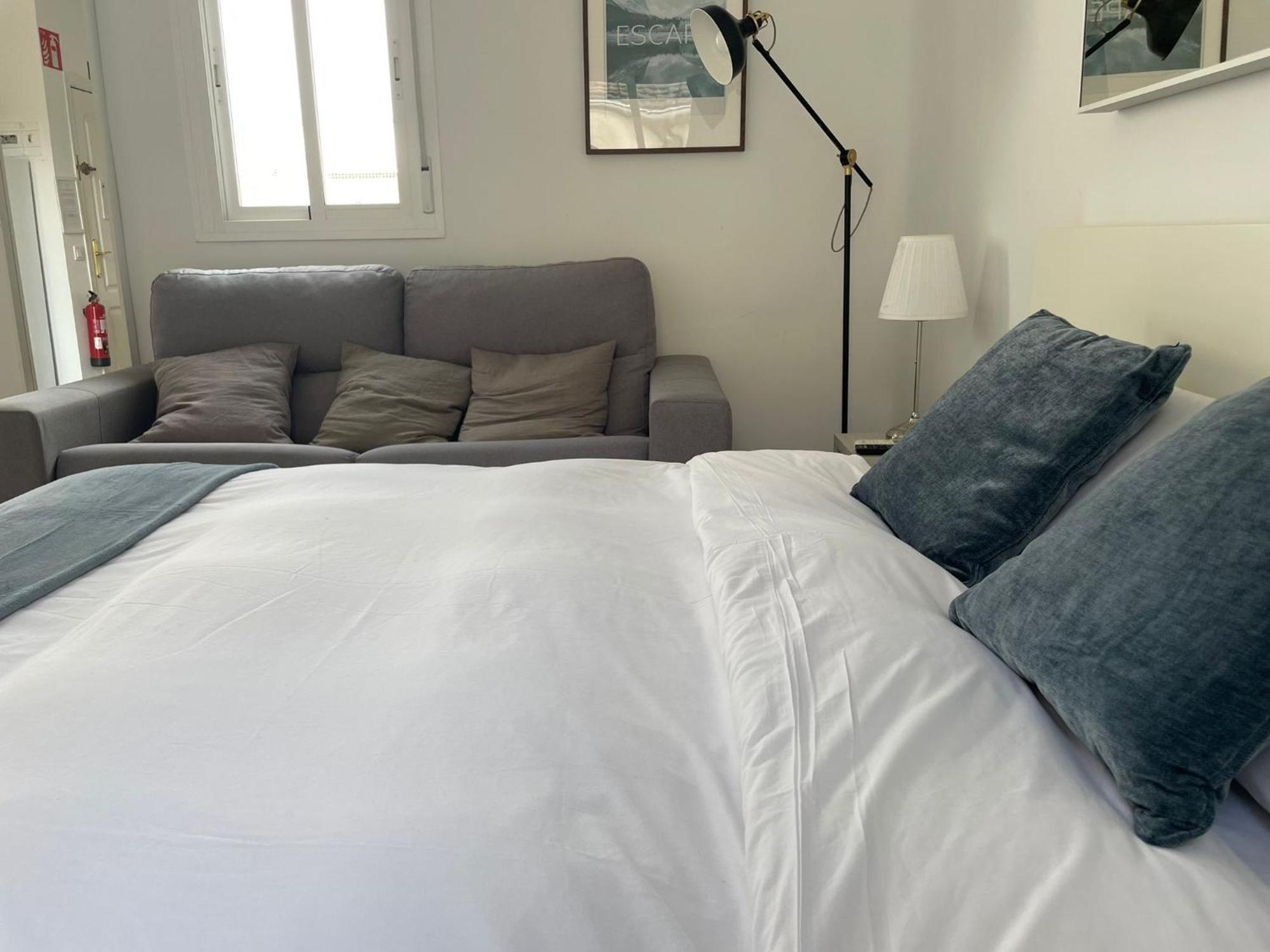 Estudio Con Terraza Ibizaretiro I Privatunterkunft